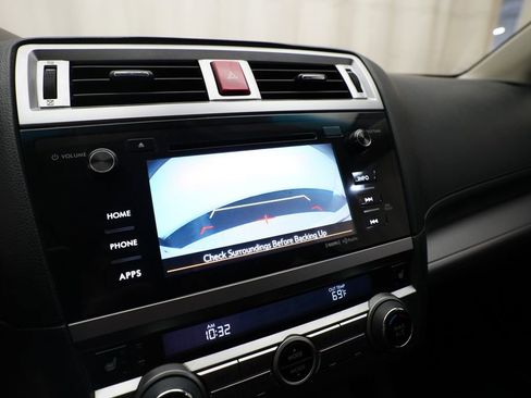 Used 2016 Subaru Legacy 2.5i Premium AWD/4WD image 20