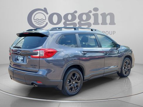 Used 2023 Subaru Ascent Onyx Edition AWD/4WD image 5