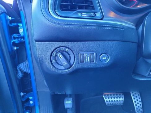 Used 2022 Dodge Challenger GT w/ Plus Package RWD image 14