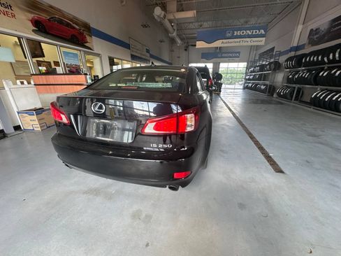 Used 2013 Lexus IS 250 RWD image 9