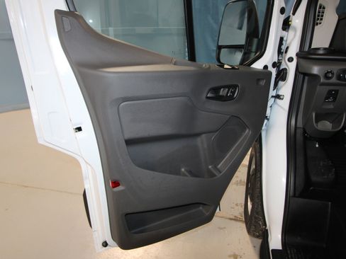 New 2026 Ford Transit 350 148 Medium Roof image 4
