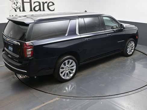 Certified 2023 Chevrolet Suburban Premier w/ Advanced Technology Package image 41