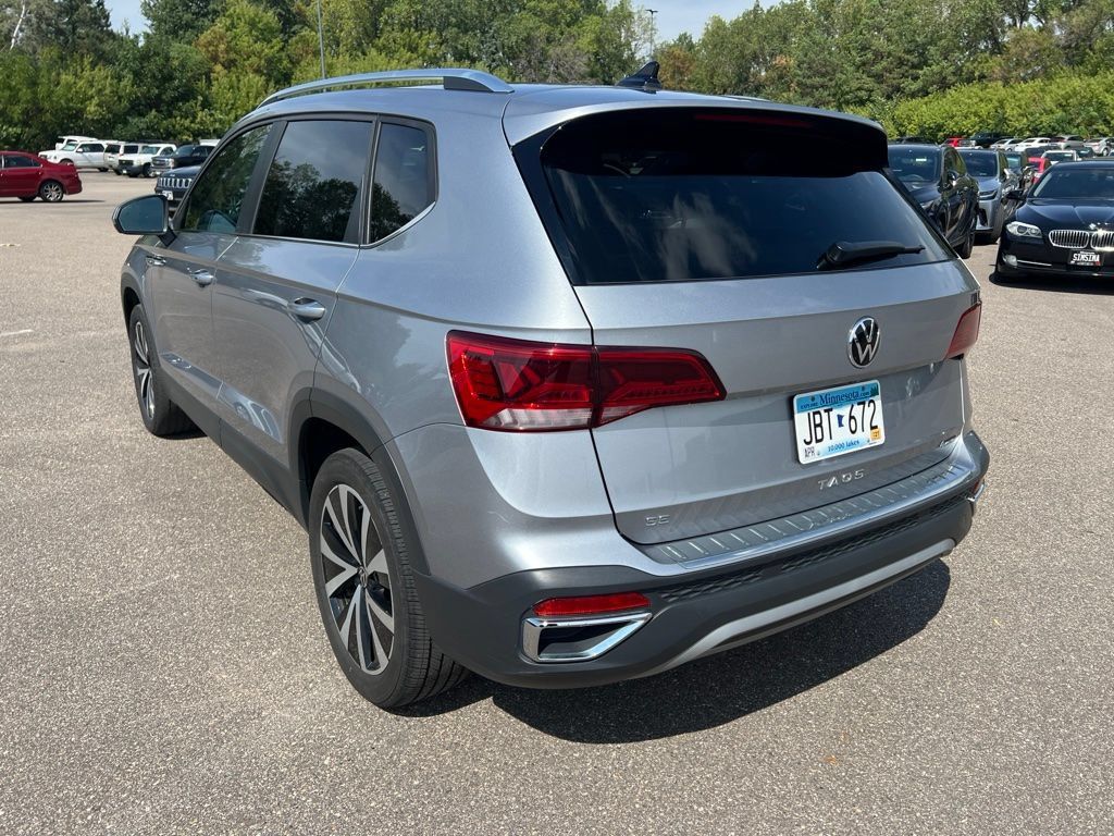 Used 2022 Volkswagen Taos SE AWD/4WD image 28