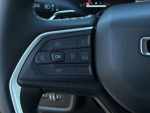 New 2026 Jeep Grand Cherokee L Laredo AWD/4WD image 27