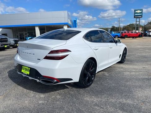 Used 2022 Genesis G70 3.3T image 6