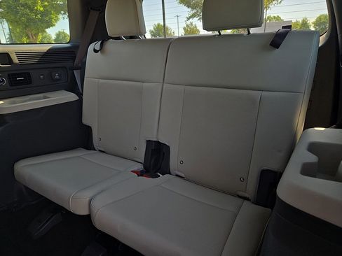 Used 2024 Hyundai Santa Fe Limited FWD image 10