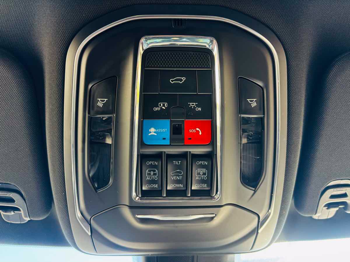 Used 2022 Jeep Wagoneer Series II w/ Premium Group I AWD/4WD image 46