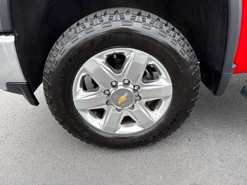 Used 2023 Chevrolet Silverado 3500 LTZ w/ Gooseneck/5TH Wheel Package AWD/4WD image 9