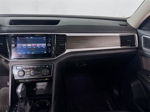 Used 2023 Volkswagen Atlas SE w/ Panoramic Sunroof Package image 20