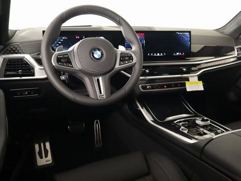 New 2025 BMW X7 M60i AWD/4WD image 2