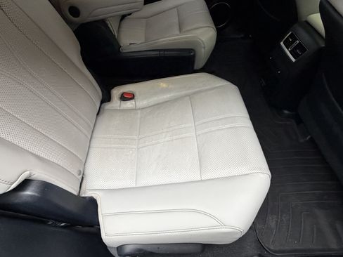 Certified 2022 Lexus RX 350L Luxury w/ Accessory Package (Z1) FWD image 41