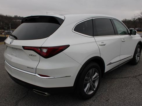 Used 2022 Acura MDX SH-AWD image 9