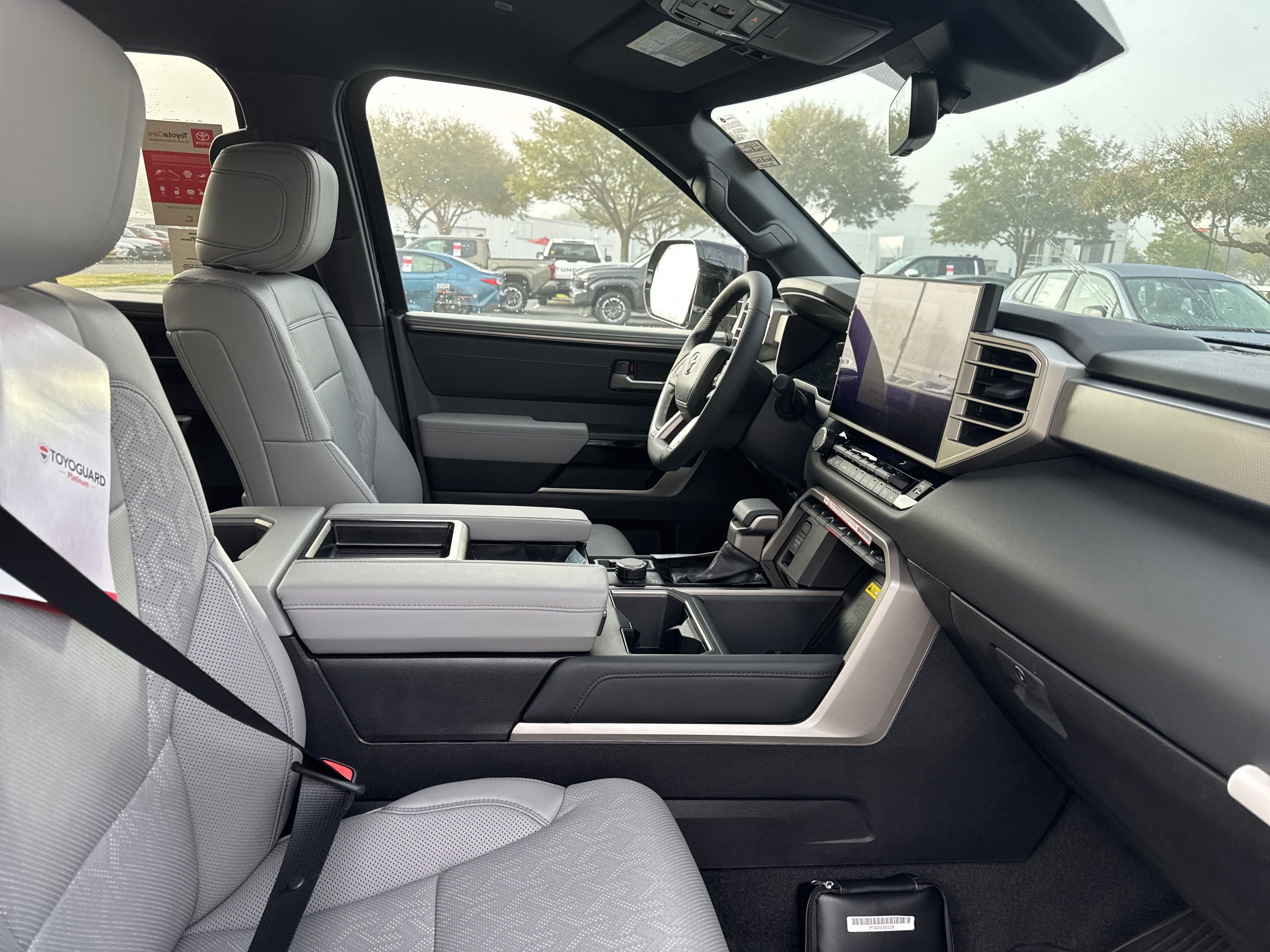 New 2025 Toyota Tundra Limited AWD/4WD image 31
