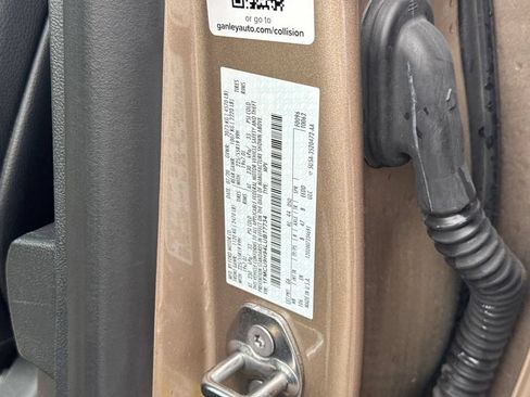 Used 2020 Ford Escape SEL AWD/4WD image 45