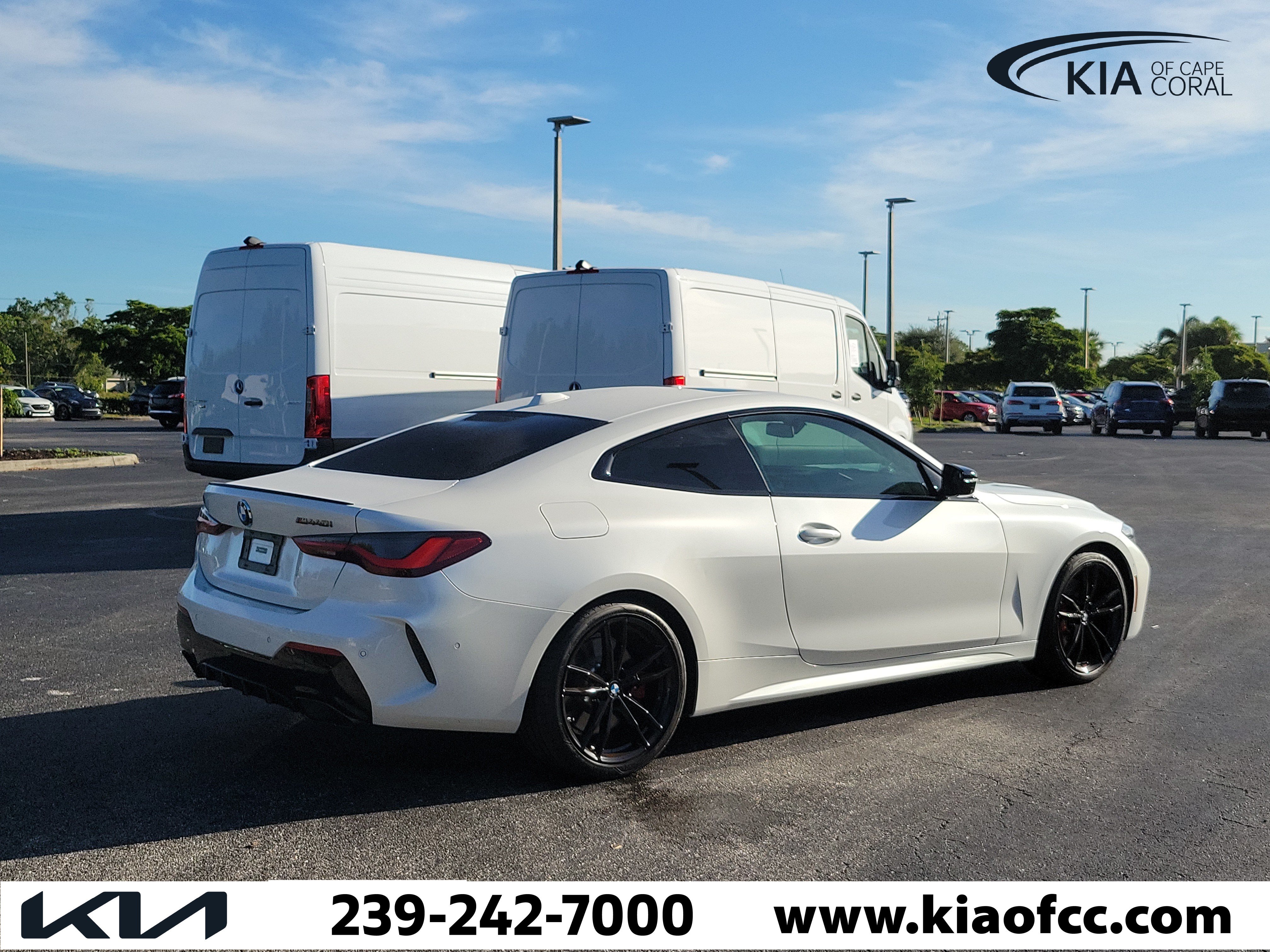 Used 2024 BMW M440i Coupe w/ Premium Package RWD image 6