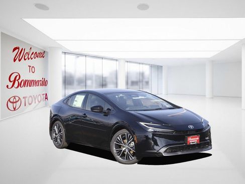 New 2026 Toyota Prius XLE image 2