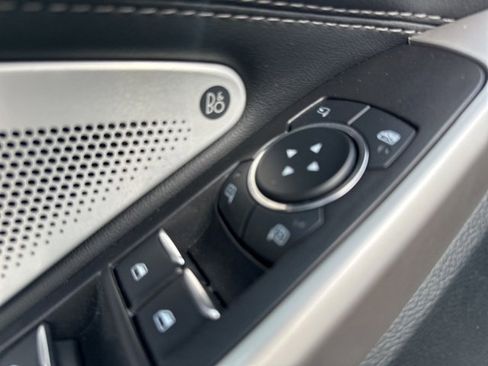 Used 2023 Ford Explorer Limited w/ Limited Technology Package image 19