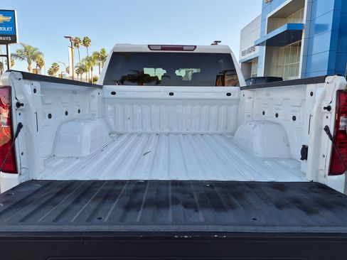 Used 2023 Chevrolet Silverado 1500 LT RWD image 25