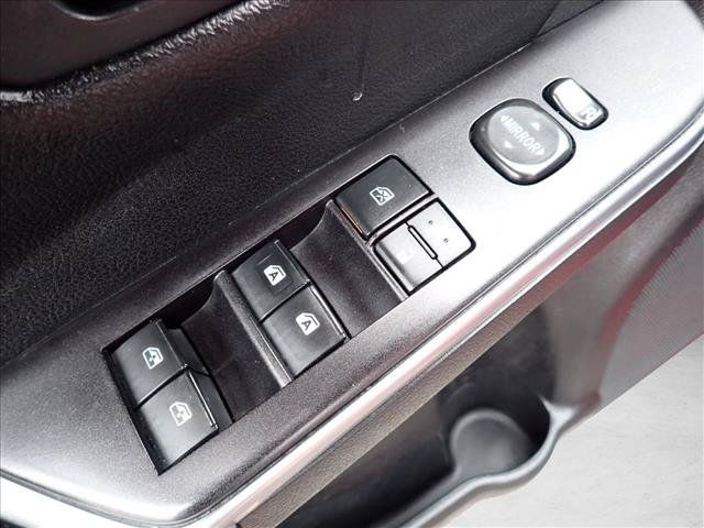 Used 2016 Toyota Camry SE FWD image 11