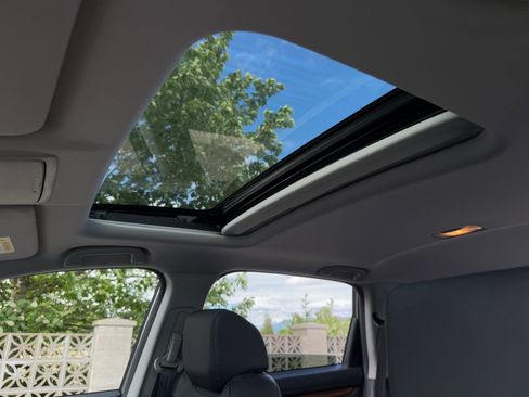Used 2021 Honda CR-V EX-L image 23