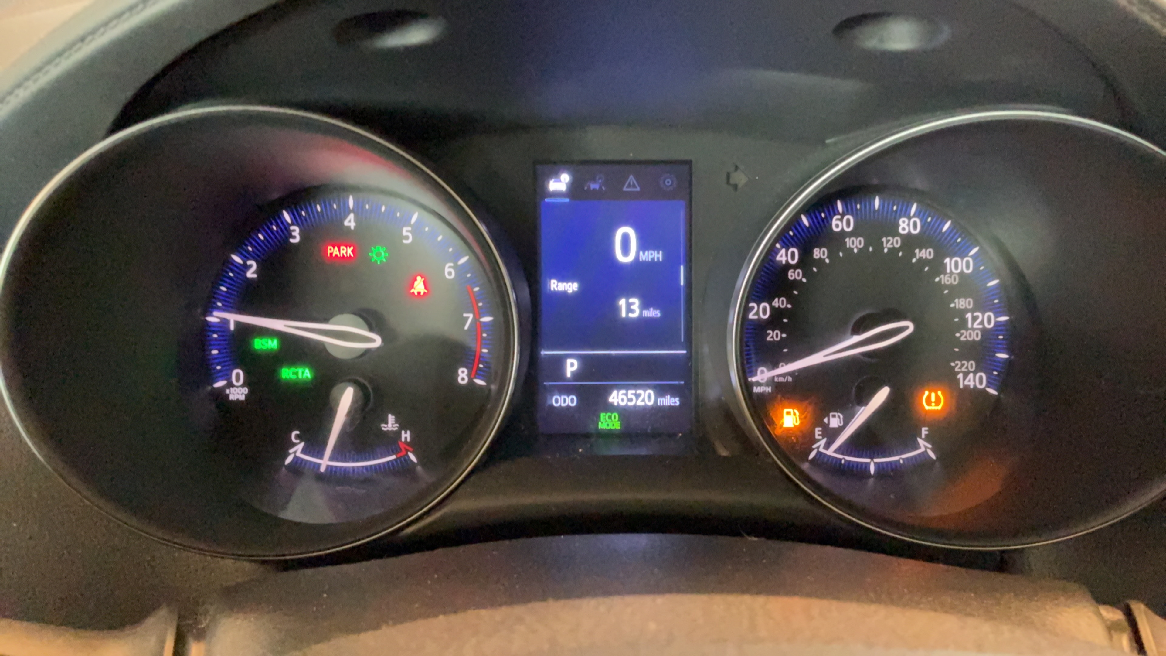 Used 2019 Toyota C-HR XLE FWD image 10