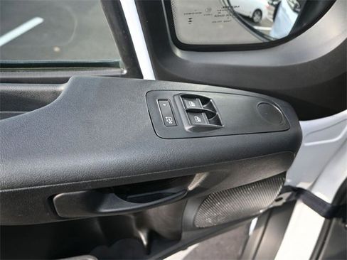 Used 2025 RAM ProMaster 2500 w/ Storage Group image 7