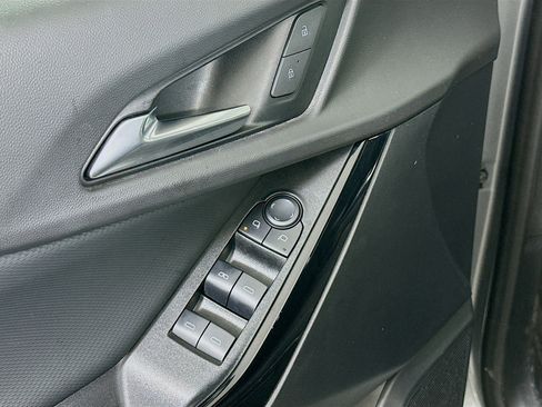 Used 2025 Chevrolet Equinox LT image 15