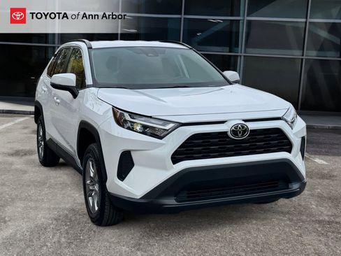 Certified 2025 Toyota RAV4 XLE image 1