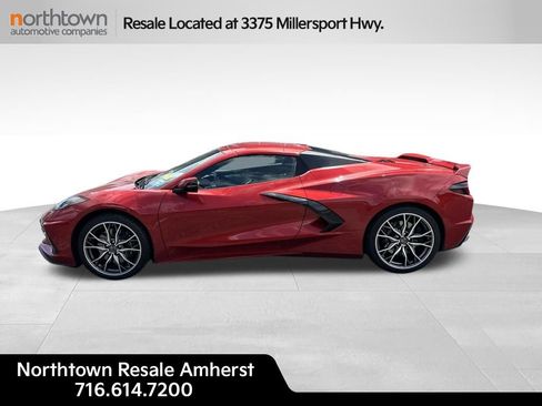 Used 2024 Chevrolet Corvette Stingray Premium Conv w/ Z51 Performance Package RWD image 2