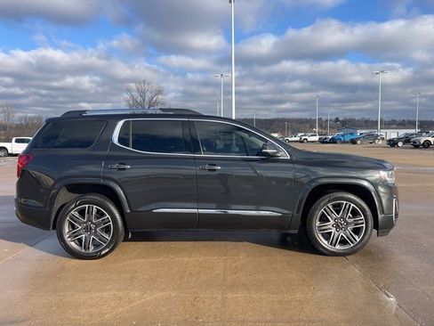 Used 2021 GMC Acadia Denali w/ Denali Ultimate Package image 2
