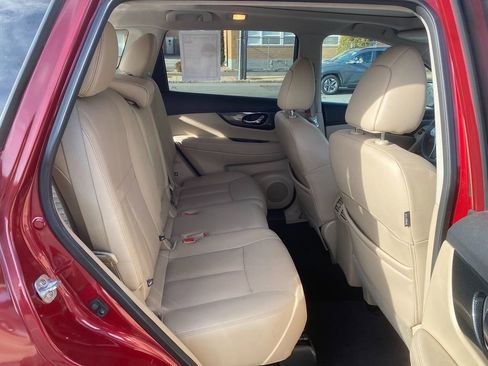 Used 2016 Nissan Rogue SL w/ SL Premium Package image 27