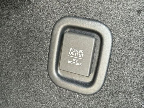 Used 2023 Honda Passport Elite image 16