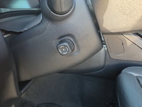 Used 2025 Toyota Land Cruiser Base image 18