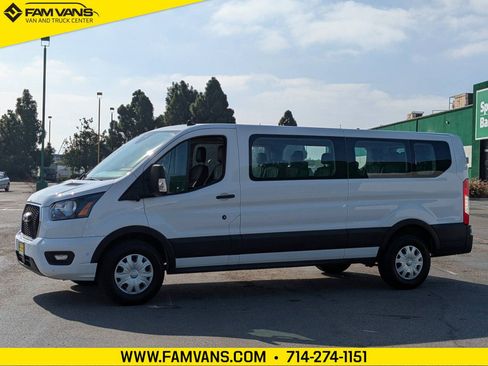 Used 2023 Ford Transit 350 XLT image 4