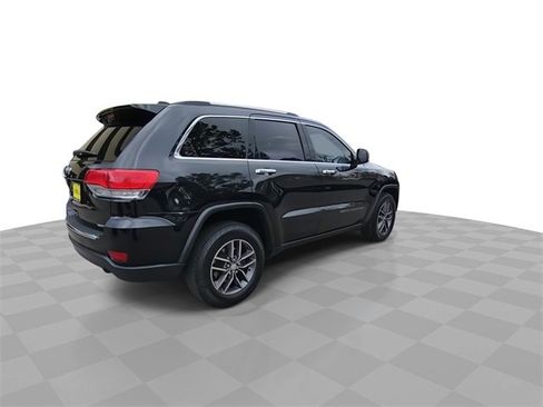 Used 2017 Jeep Grand Cherokee Limited image 8