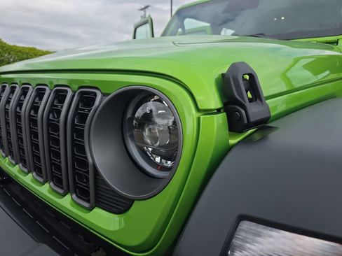New 2026 Jeep Wrangler Unlimited Sport AWD/4WD image 29