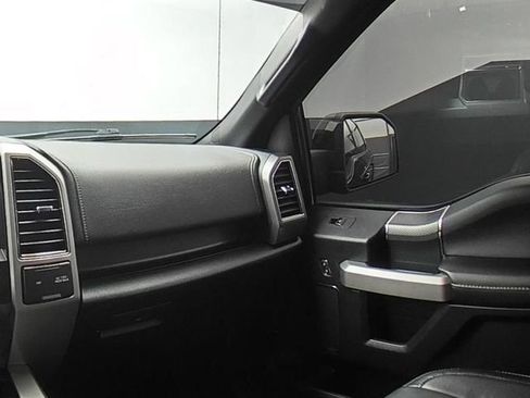Used 2020 Ford F150 Lariat w/ Equipment Group 502A Luxury AWD/4WD image 30