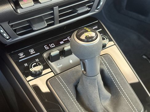 Used 2026 Porsche 911 GT3 RWD image 23