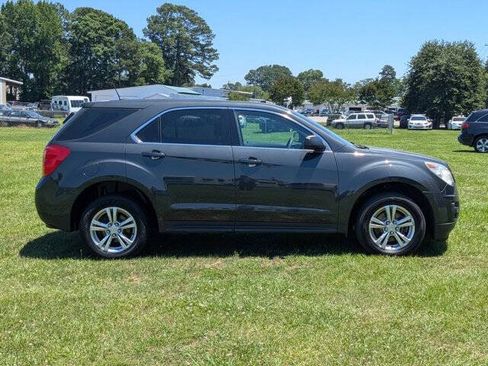 Used 2013 Chevrolet Equinox LS FWD image 2