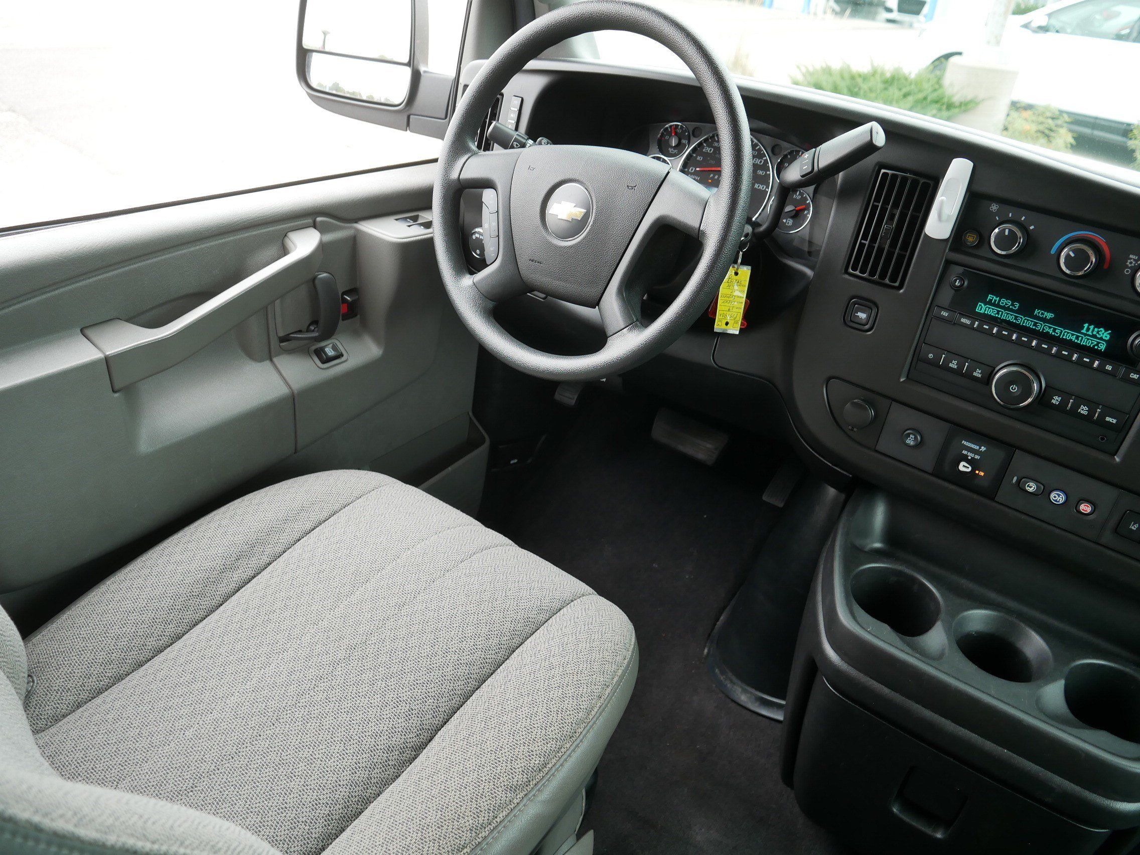 Used 2019 Chevrolet Express 3500 LT w/ LT Preferred Equipment Group RWD image 9