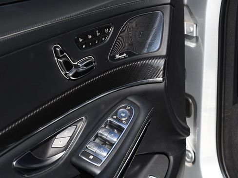 Used 2018 Mercedes-Benz S 63 AMG S 4MATIC Sedan image 24