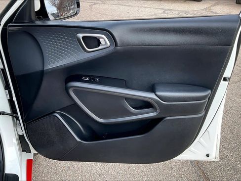Used 2020 Kia Soul GT-Line image 21