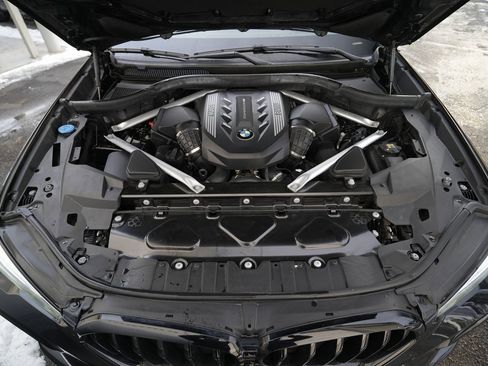 Used 2020 BMW X6 M50i w/ Premium Package image 17