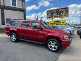 Used 2013 Chevrolet Suburban LT image 2