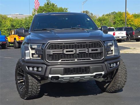 Used 2018 Ford F150 Raptor w/ Equipment Group 802A Luxury image 4