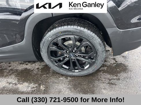 Used 2020 GMC Terrain SLE w/ Driver Convenience Package image 23