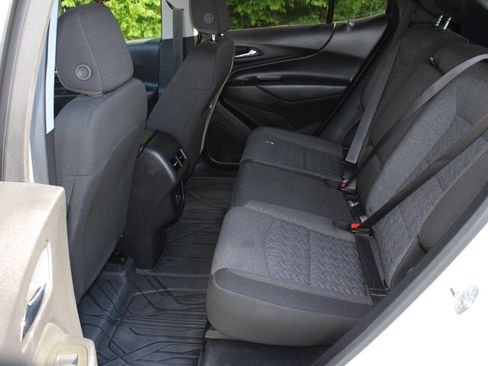 Used 2024 Chevrolet Equinox LT AWD/4WD image 17