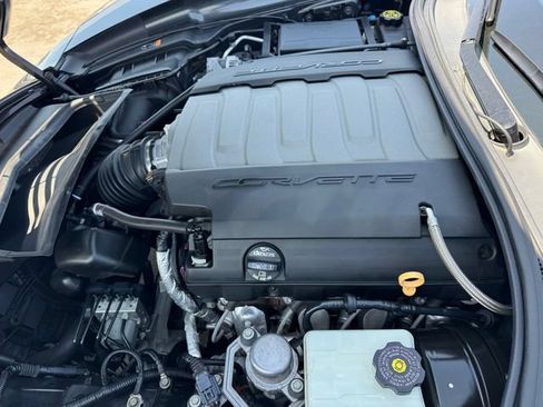 Used 2019 Chevrolet Corvette Stingray Coupe w/ 2LT Preferred Equipment Group RWD image 15