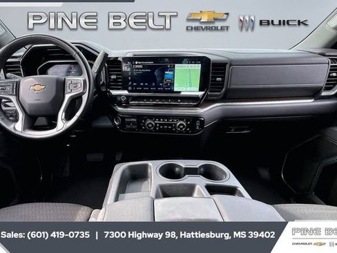 Used 2025 Chevrolet Silverado 3500 LT w/ Safety Package image 13