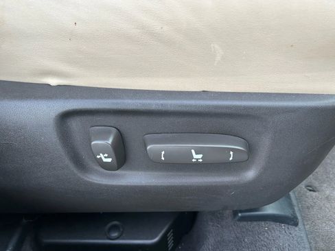 Used 2011 Lexus HS 250h image 27